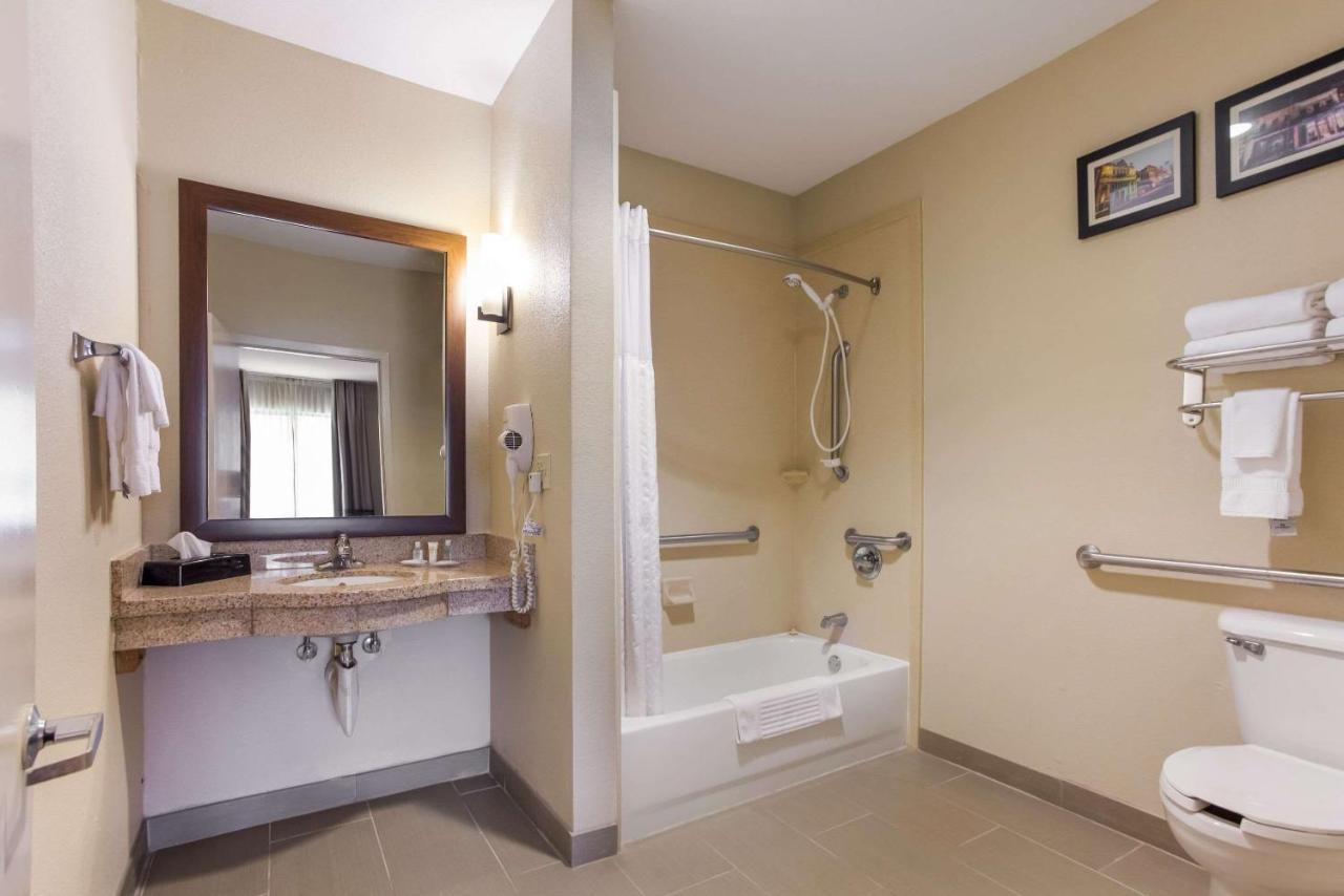 Comfort Suites North Mobile Saraland Eksteriør billede