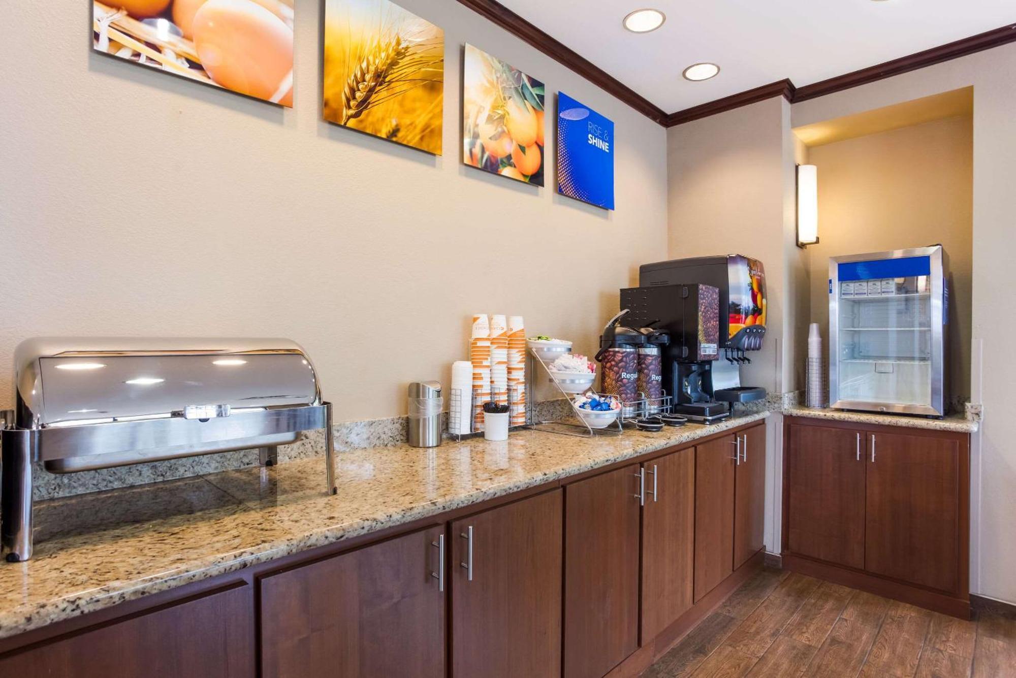 Comfort Suites North Mobile Saraland Eksteriør billede